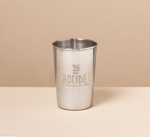 Verre doseur pour lessive en poudre à diluer
